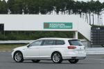 Volkswagen Passat Variant GTE 2017 года (JP)